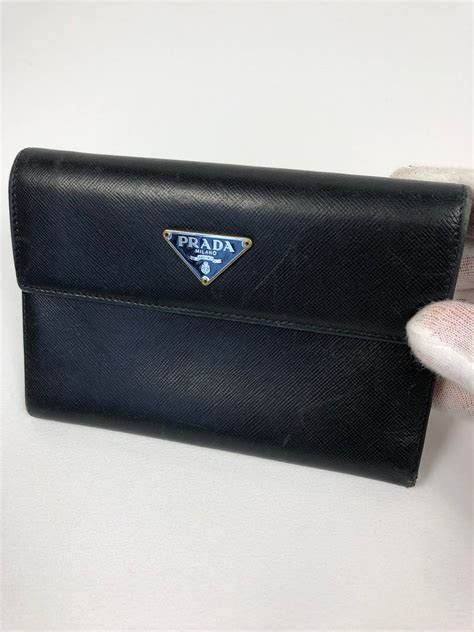 prada tessuto nero wallet